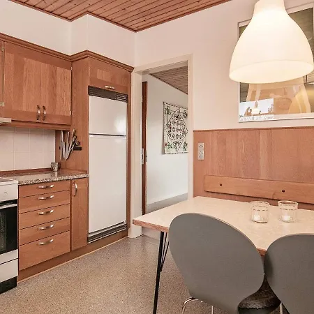 6 Person In R Sk Bing Holiday home